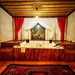 Sakli Cave House 4*