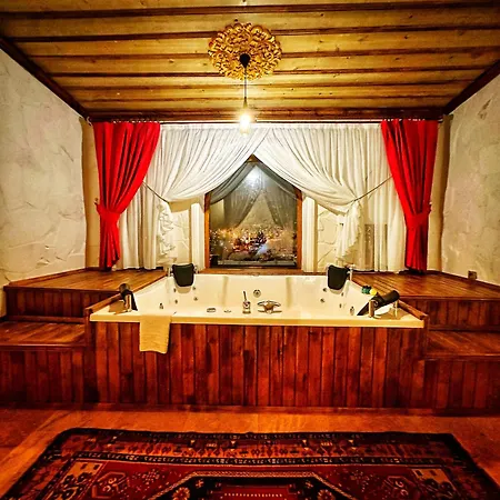 Sakli Cave House 3*