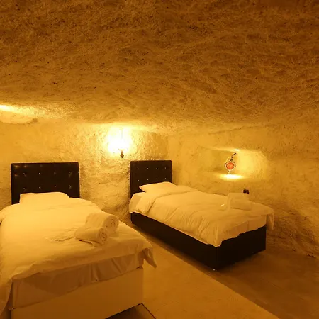 Sakli Cave House 4*