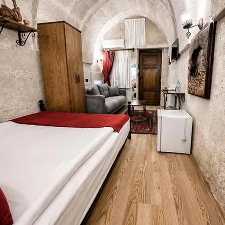 Sakli Cave House 4*
