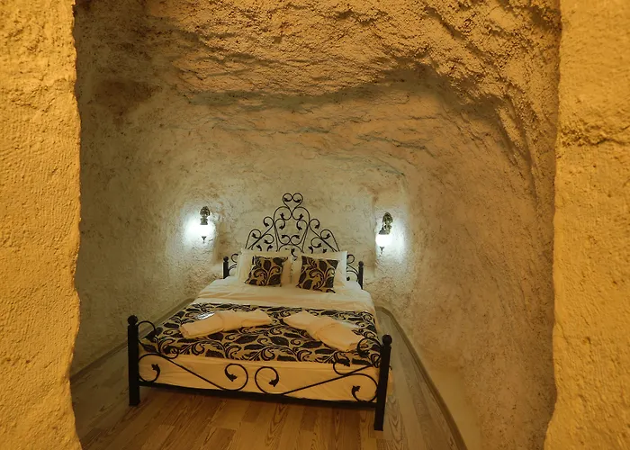Sakli Cave House 3*